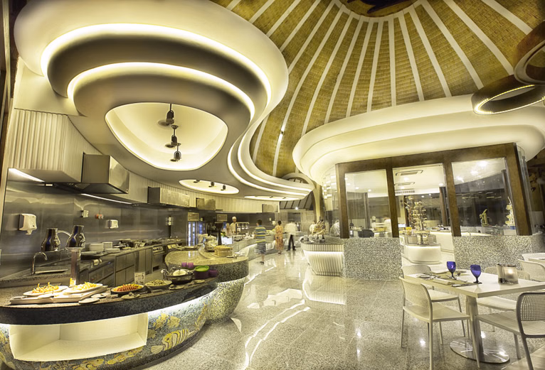 Holiday Inn Resort Kandooma, Maldives